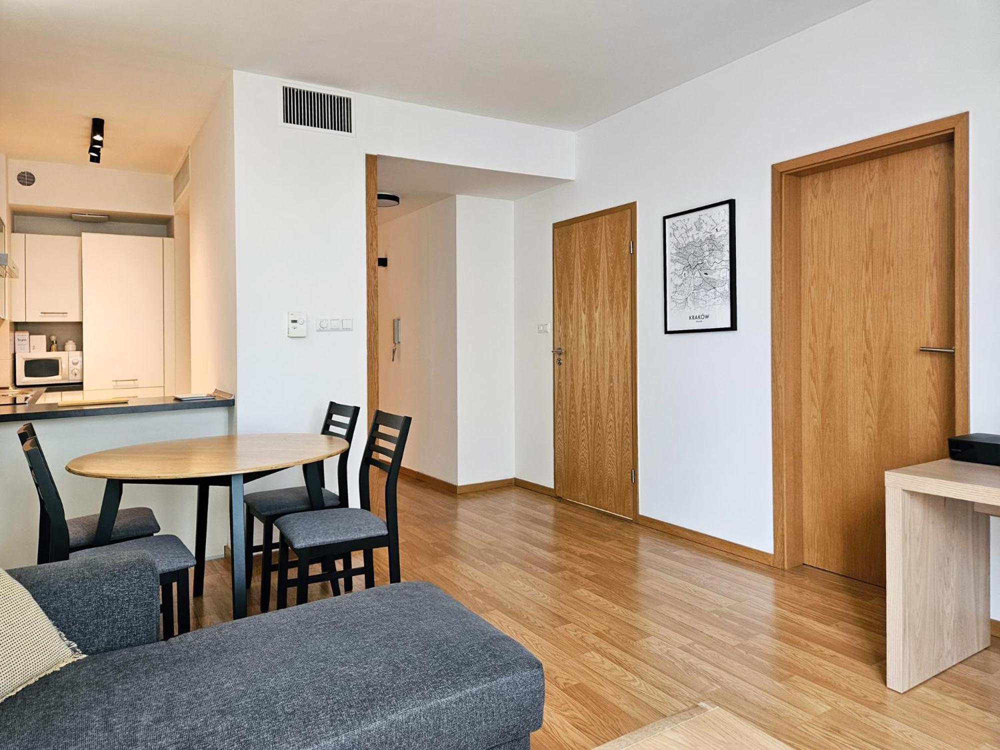 Old Town Plaza Apartment Краків Екстер'єр фото